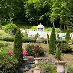 Monsieur Claude - Wohnen In Einer Historischen