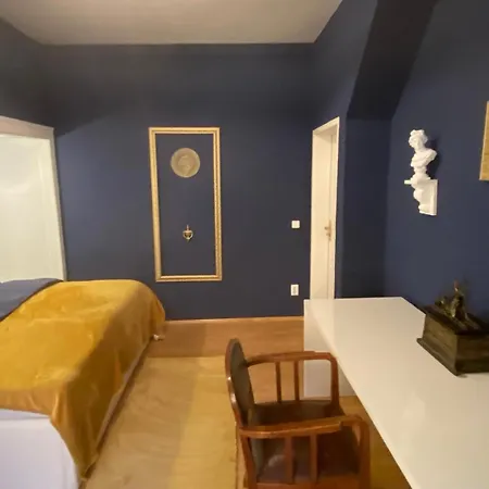 Monsieur Claude - Wohnen In Einer Historischen