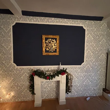 Monsieur Claude - Wohnen In Einer Historischen Apartment Suhl
