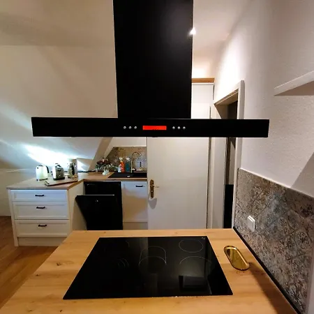 Apartment Monsieur Claude - Wohnen In Einer Historischen Suhl