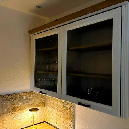 Apartment Monsieur Claude - Wohnen In Einer Historischen