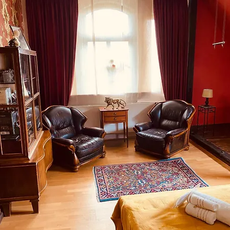 Apartment Monsieur Claude - Wohnen In Einer Historischen Suhl