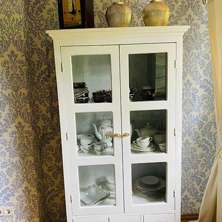 Monsieur Claude - Wohnen In Einer Historischen Daire *