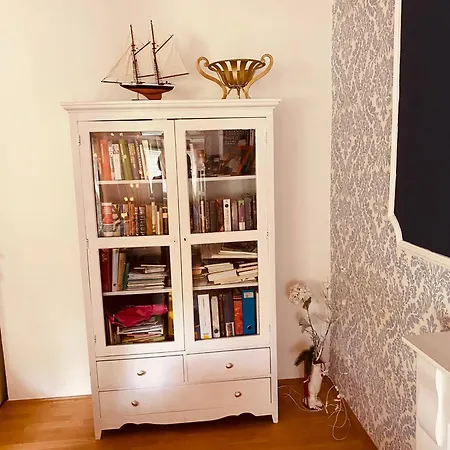 Apartment Monsieur Claude - Wohnen In Einer Historischen *