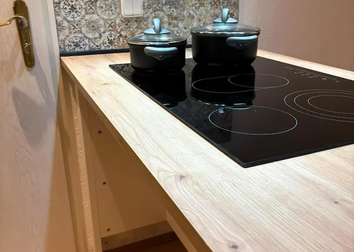 Monsieur Claude - Wohnen In Einer Historischen Appartement